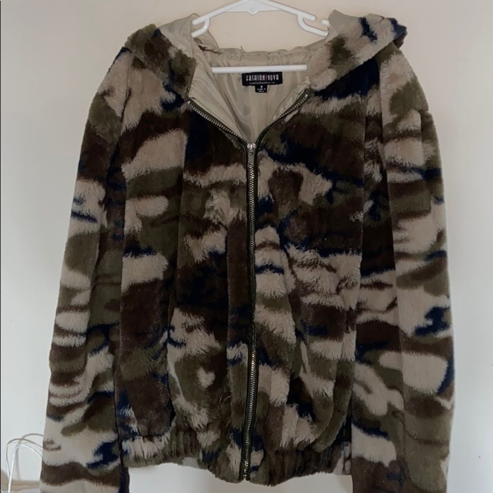 Camouflaged fashion nova fluffy jacket